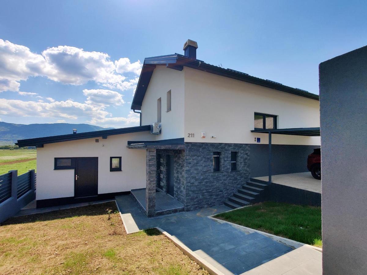Villa Biser Gacke Sinac Zewnętrze zdjęcie