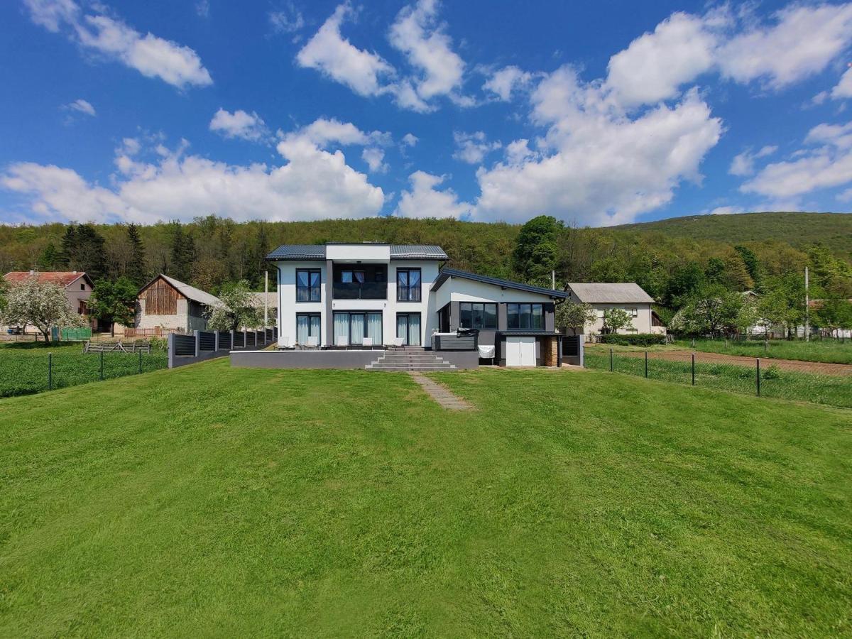 Villa Biser Gacke Sinac Zewnętrze zdjęcie