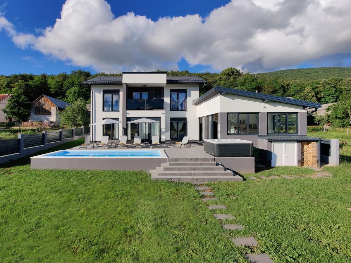 Villa Biser Gacke Sinac Zewnętrze zdjęcie